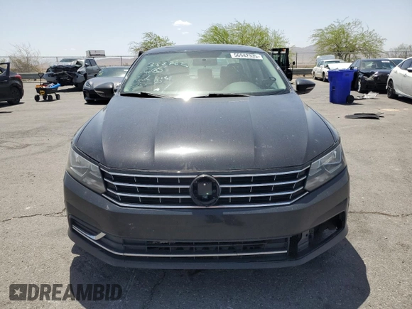 2019 Volkswagen Passat Wolfsburg Edition z VIN 1VWLA7A30KC013728, wystawiony jako Copart lot #56942935 z przebiegiem 117 878 mil mil oraz Szkoda całkowita • Salvage title. Historia ofert i sprzedaży dostępna na DreamBid. Obrazek 5.