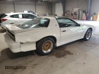 1989 Pontiac Firebird z VIN 1G2FW2180KL256119, wystawiony jako Copart lot #56474875 z przebiegiem 81 176 mil mil oraz Szkoda całkowita • Salvage title. Historia ofert i sprzedaży dostępna na DreamBid. Obrazek 3.