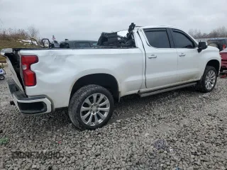 2019 Chevrolet Silverado 1500 High Country with VIN 1GCUYHEL4KZ404588, listed as a Copart auction lot 46918965 with 157,786 mi miles and Clean Title. Bid and sale history available at carsss.com. Image 3.