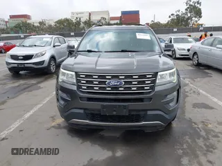 2016 Ford Explorer XLT with VIN 1FM5K7DH8GGB95352, listed as a IAAI auction lot 42118995 with 140,963 mi miles and . Bid and sale history available at carsss.com. Image 12.