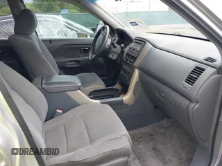 2008 Honda Pilot SE with VIN 5FNYF28328B001899, listed as a IAAI auction lot 42071365 with 188,894 mi miles and . Bid and sale history available at DreamBid. Image 5.