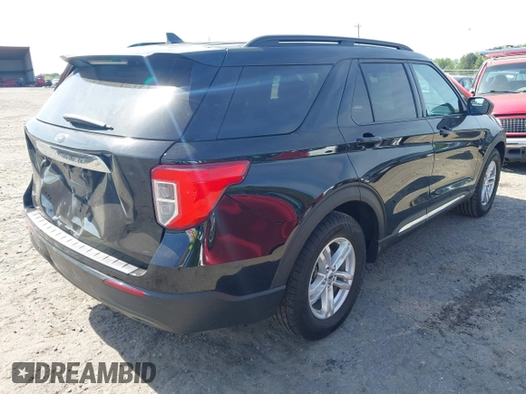 2022 Ford Explorer XLT z VIN 1FMSK7DH8NGB09893, wystawiony jako IAAI lot #42127802 z przebiegiem 43 213 mil mil oraz . Historia ofert i sprzedaży dostępna na DreamBid. Obrazek 4.
