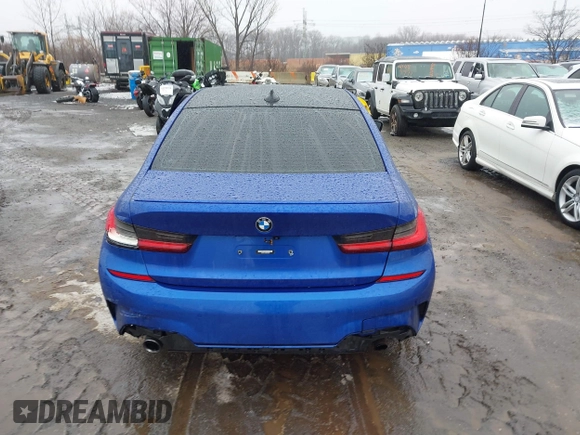 2022 BMW 3 Series 330i z VIN 3MW5R1J06N8C49056, wystawiony jako IAAI lot #41496252 z przebiegiem Nie podano mil oraz . Historia ofert i sprzedaży dostępna na DreamBid. Obrazek 15.