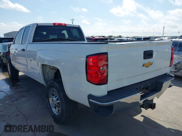 2015 Chevrolet Silverado 3500HD with VIN 1GC2CYEG0FZ534639, listed as a IAAI auction lot 42080526 with 245,795 mi miles and . Bid and sale history available at DreamBid. Image 3.