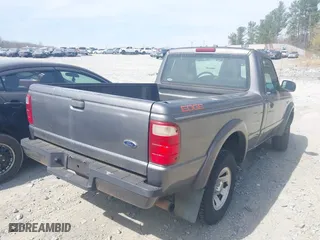 2005 Ford Ranger XL with VIN 1FTYR10U05PA30440, listed as a IAAI auction lot 41832729 with 201,888 mi miles. Bid and sale history available at carsss.com. Image 4.