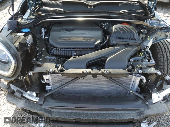 2024 MINI Countryman John Cooper Works with VIN WMZ33BS05R3S31419, listed as a Copart auction lot 71028224 with 1,657 mi miles and Salvage title. Bid and sale history available at DreamBid. Image 11.