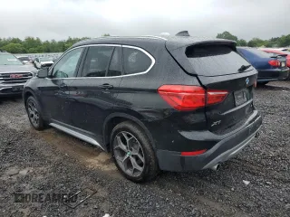 2018 BMW X1 xDrive28i z VIN WBXHT3C39J5L34133, wystawiony jako Copart lot #60195805 z przebiegiem 49 551 mil mil oraz Szkoda całkowita • Salvage title. Historia ofert i sprzedaży dostępna na DreamBid. Obrazek 2.