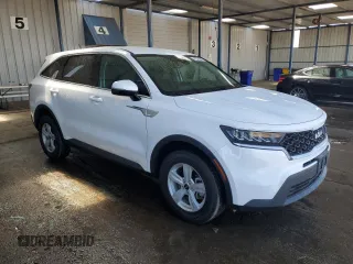 2023 Kia Sorento LX with VIN 5XYRGDLC4PG180524, listed as a Copart auction lot 58495124 with 23,564 mi miles and Clean Title. Bid and sale history available at carsss.com. Image 4.