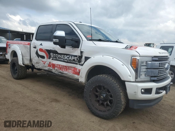 2018 Ford F-350 XL with VIN 1FT8W3BT2JEB10112, listed as a Copart auction lot 61199945 with 150,402 mi miles and Clean title. Bid and sale history available at DreamBid. Image 4.