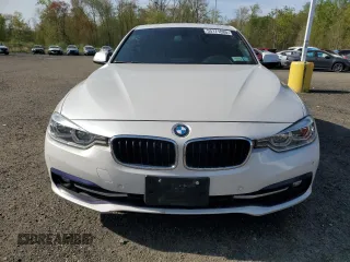 2017 BMW 3 Series 330i xDrive with VIN WBA8D9G59HNT90847, listed as a Copart auction lot 55171885 with 93,676 mi miles and Clean Title. Bid and sale history available at carsss.com. Image 6.