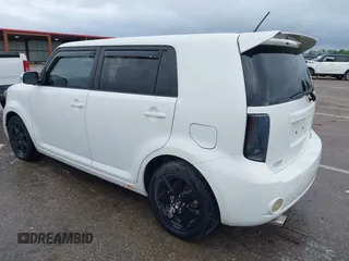 2008 Scion xB z VIN JTLKE50E781033090, wystawiony jako IAAI lot #42147891 z przebiegiem 182 113 mil mil oraz . Historia ofert i sprzedaży dostępna na DreamBid. Obrazek 3.