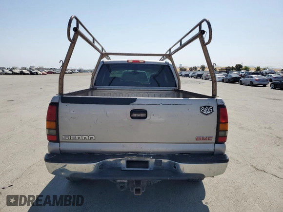 2004 GMC Sierra 1500 SLE with VIN 1GTEK19T64E130697, listed as a Copart auction lot 59767145 with 193,839 mi miles and Clean title. Bid and sale history available at DreamBid. Image 6.