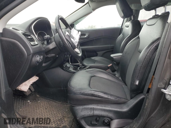 2019 Jeep Compass Latitude z VIN 3C4NJDBB7KT787317, wystawiony jako Copart lot #87840945 z przebiegiem 33 583 mil mil oraz Szkoda całkowita • Salvage title. Historia ofert i sprzedaży dostępna na DreamBid. Obrazek 7.