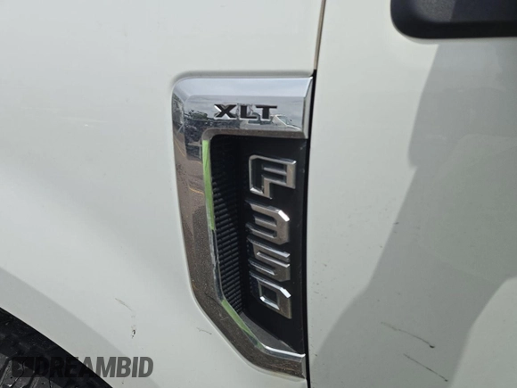 2018 Ford F-350 Platinum with VIN 1FT7W3B60JEB74705, listed as a IAAI auction lot 42679244 with 128,227 mi miles and . Bid and sale history available at DreamBid. Image 7.