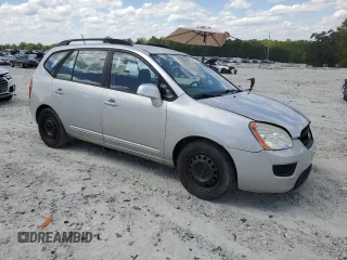 2009 Kia Rondo LX Base with VIN KNAFG528897229906, listed as a Copart auction lot 70821774 with 126,423 mi miles and Clean Title. Bid and sale history available at carsss.com. Image 4.