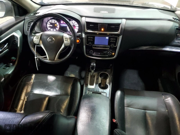 2018 Nissan Altima SV with VIN 1N4AL3AP0JC125062, listed as a Copart auction lot 82849554 with 122,830 mi miles and Clean Title. Bid and sale history available at DreamBid. Image 8.
