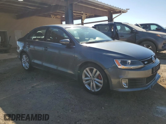 2013 Volkswagen Jetta GLI Autobahn z VIN 3VW4A7AJ0DM221810, wystawiony jako Copart lot #48561895 z przebiegiem 132 921 mil mil oraz Szkoda całkowita • Salvage title. Historia ofert i sprzedaży dostępna na DreamBid. Obrazek 4.