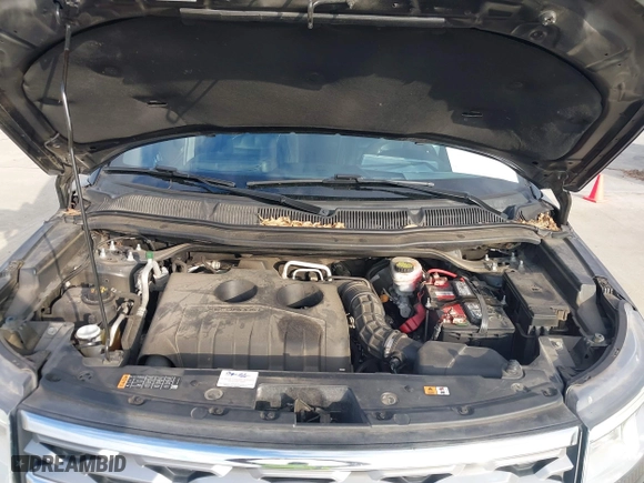 2018 Ford Explorer Limited with VIN 1FM5K7FH5JGC84624, listed as a IAAI auction lot 41509953 with 133,695 mi miles. Bid and sale history available at carsss.com. Image 10.