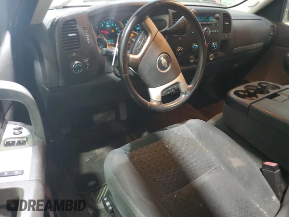 2008 Chevrolet Silverado 1500 Work Truck with VIN 1GCEK14C28Z225621, listed as a Copart auction lot 54164095 with 113,330 mi miles and Clean Title. Bid and sale history available at carsss.com. Image 8.