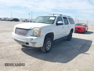 2007 GMC Yukon XL SLT with VIN 1GKFK16377J296932, listed as a IAAI auction lot 41797956 with Not Provided miles. Bid and sale history available at carsss.com. Image 2.