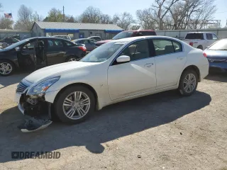 2015 Infiniti Q40 with VIN JN1CV6AR0FM521416, listed as a Copart auction lot 54920634 with 61,055 mi miles and Salvage Title. Bid and sale history available at carsss.com. Image 1.
