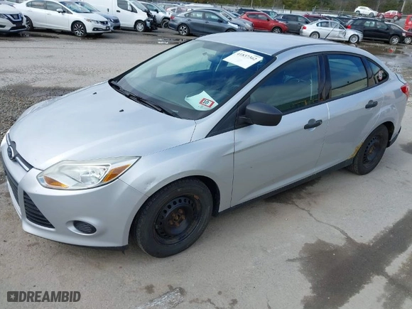 2013 Ford Focus S with VIN 1FADP3E21DL198154, listed as a IAAI auction lot 41837362 with NaN miles. Bid and sale history available at carsss.com. Image 2.