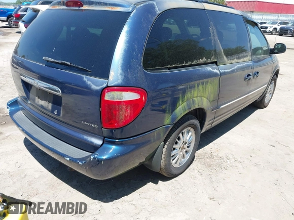 2002 Chrysler Town & Country Limited with VIN 2C8GP64LX2R611906, listed as a IAAI auction lot 42041345 with 166,896 mi miles. Bid and sale history available at carsss.com. Image 4.