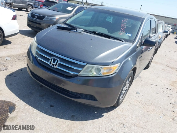 2012 Honda Odyssey EX with VIN 5FNRL5H49CB139262, listed as a IAAI auction lot 42024256 with 124,695 mi miles. Bid and sale history available at carsss.com. Image 2.