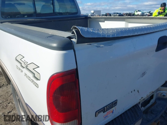 1997 Ford F-150 XL with VIN 1FTDX18W0VND35992, listed as a IAAI auction lot 41718167 with 285,973 mi miles. Bid and sale history available at carsss.com. Image 6.