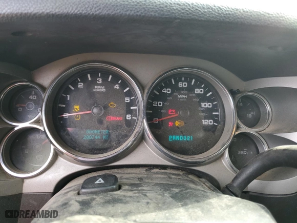 2007 Chevrolet Silverado 1500 LTZ with VIN 2GCEK13M571659095, listed as a Copart auction lot 45186225 with 200,744 mi miles and Salvage Title. Bid and sale history available at carsss.com. Image 9.