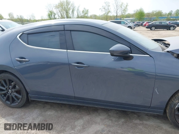 2020 Mazda 3 Premium with VIN JM1BPBNM3L1171285, listed as a IAAI auction lot 42097340 with 50,799 mi miles and . Bid and sale history available at DreamBid. Image 14.