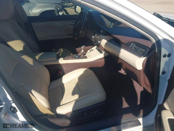 2016 Lexus ES 350 with VIN JTHBK1GG4G2238927, listed as a IAAI auction lot 40617049 with 127,054 mi miles. Bid and sale history available at carsss.com. Image 5.