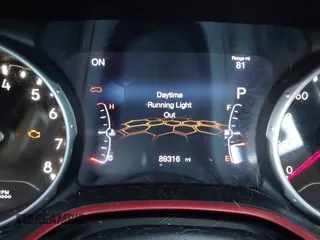 2020 Jeep Compass Trailhawk z VIN 3C4NJDDB5LT162915, wystawiony jako IAAI lot #41654603 z przebiegiem 89 316 mil mil oraz . Historia ofert i sprzedaży dostępna na DreamBid. Obrazek 7.