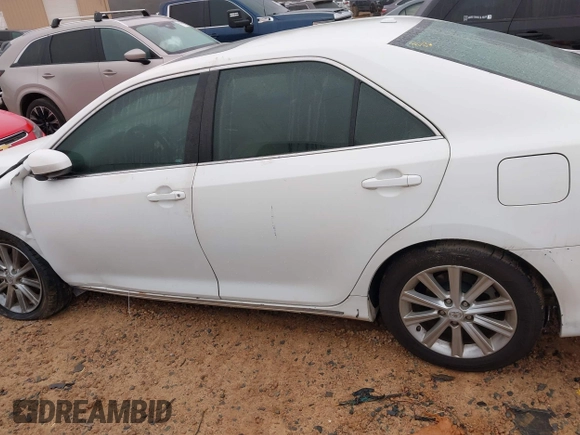 2012 Toyota Camry SE with VIN 4T1BK1FK0CU503120, listed as a IAAI auction lot 41918788 with 175,633 mi miles. Bid and sale history available at carsss.com. Image 14.