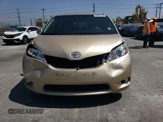 2013 Toyota Sienna XLE AAS с VIN 5TDYK3DC6DS322289, выставлен на аукционе Copart как лот 54626135 с пробегом 131 203 миль миль и Списание • Salvage title. История ставок и продаж доступна на DreamBid. Изображение 14.