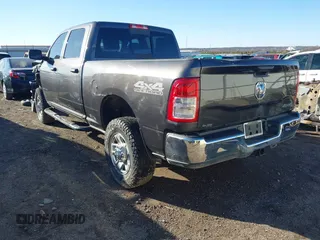 2022 Ram 2500 Tradesman with VIN 3C6UR5CL6NG224328, listed as a IAAI auction lot 41724469 with 90,128 mi miles. Bid and sale history available at carsss.com. Image 3.