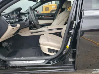 2012 BMW 7 Series 750Li z VIN WBAKB8C54CC448069, wystawiony jako Copart lot #59104045 z przebiegiem 129 883 mil mil oraz Szkoda całkowita • Salvage title. Historia ofert i sprzedaży dostępna na DreamBid. Obrazek 7.