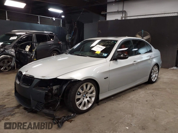 2007 BMW 3 Series 335i with VIN WBAVB73567P101199, listed as a IAAI auction lot 42376366 with 76,839 mi miles and . Bid and sale history available at DreamBid. Image 19.