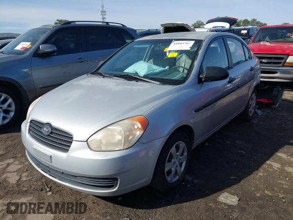 2009 Hyundai Accent Auto GLS with VIN KMHCM46C69U316790, listed as a IAAI auction lot 41883763 with 182,647 mi miles. Bid and sale history available at carsss.com. Image 17.