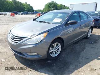 2013 Hyundai Sonata GLS z VIN 5NPEB4AC1DH700618, wystawiony jako IAAI lot #42306434 z przebiegiem 161 094 mil mil oraz . Historia ofert i sprzedaży dostępna na DreamBid. Obrazek 18.