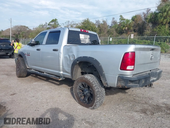 2018 Ram 2500 Tradesman with VIN 3C6UR5CL7JG404668, listed as a IAAI auction lot 41611352 with 138,706 mi miles and . Bid and sale history available at DreamBid. Image 3.