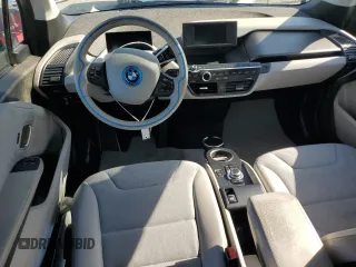 2015 BMW i3 z VIN WBY1Z2C54FV556061, wystawiony jako Copart lot #55656795 z przebiegiem Nie podano mil oraz Tytuł czysty. Historia ofert i sprzedaży dostępna na DreamBid. Obrazek 8.