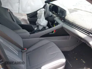 2023 Hyundai Elantra SEL с VIN 5NPLM4AG6PH116434, выставлен на аукционе IAAI как лот 42270199 с пробегом Не указан миль и . История ставок и продаж доступна на DreamBid. Изображение 5.