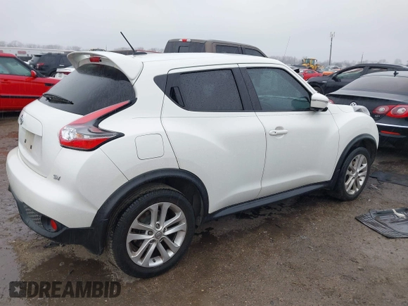 2015 Nissan Juke S with VIN JN8AF5MR9FT507984, listed as a IAAI auction lot 41539017 with 132,597 mi miles. Bid and sale history available at carsss.com. Image 4.