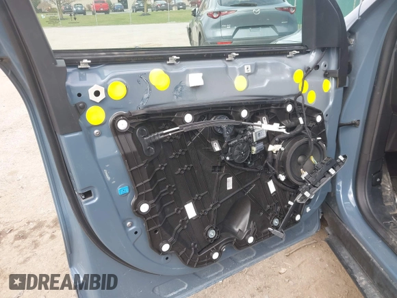 2024 Ford Escape ST-Line with VIN 1FMCU0MN2RUA60323, listed as a IAAI auction lot 41991359 with 24,695 mi miles and . Bid and sale history available at DreamBid. Image 18.
