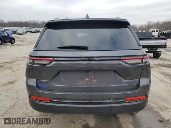 2025 Jeep Grand Cherokee Laredo with VIN 1C4RJHAG4SC272275, listed as a Copart auction lot 79920004 with 712 mi miles and Salvage Title. Bid and sale history available at DreamBid. Image 6.