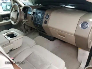 2006 Ford F-150 STX z VIN 1FTRX12W16FB04724, wystawiony jako Copart lot #65361235 z przebiegiem 346 053 mil mil oraz Szkoda całkowita • Salvage title. Historia ofert i sprzedaży dostępna na DreamBid. Obrazek 8.