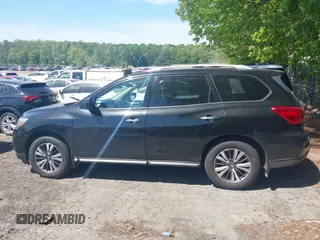 2017 Nissan Pathfinder S with VIN 5N1DR2MN3HC903225, listed as a IAAI auction lot 42090164 with 191,401 mi miles and . Bid and sale history available at DreamBid. Image 14.