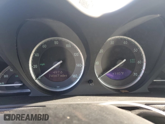 2003 Mercedes-Benz SL 500 z VIN WDBSK75F43F010183, wystawiony jako Copart lot #55220355 z przebiegiem 74 967 mil mil oraz Szkoda całkowita • Salvage title. Historia ofert i sprzedaży dostępna na DreamBid. Obrazek 9.