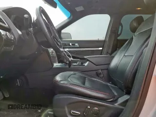 2017 Ford Explorer Sport z VIN 1FM5K8GT5HGC48323, wystawiony jako Copart lot #52636055 z przebiegiem 138 720 mil mil oraz Czysty tytuł • Clean title. Historia ofert i sprzedaży dostępna na DreamBid. Obrazek 7.
